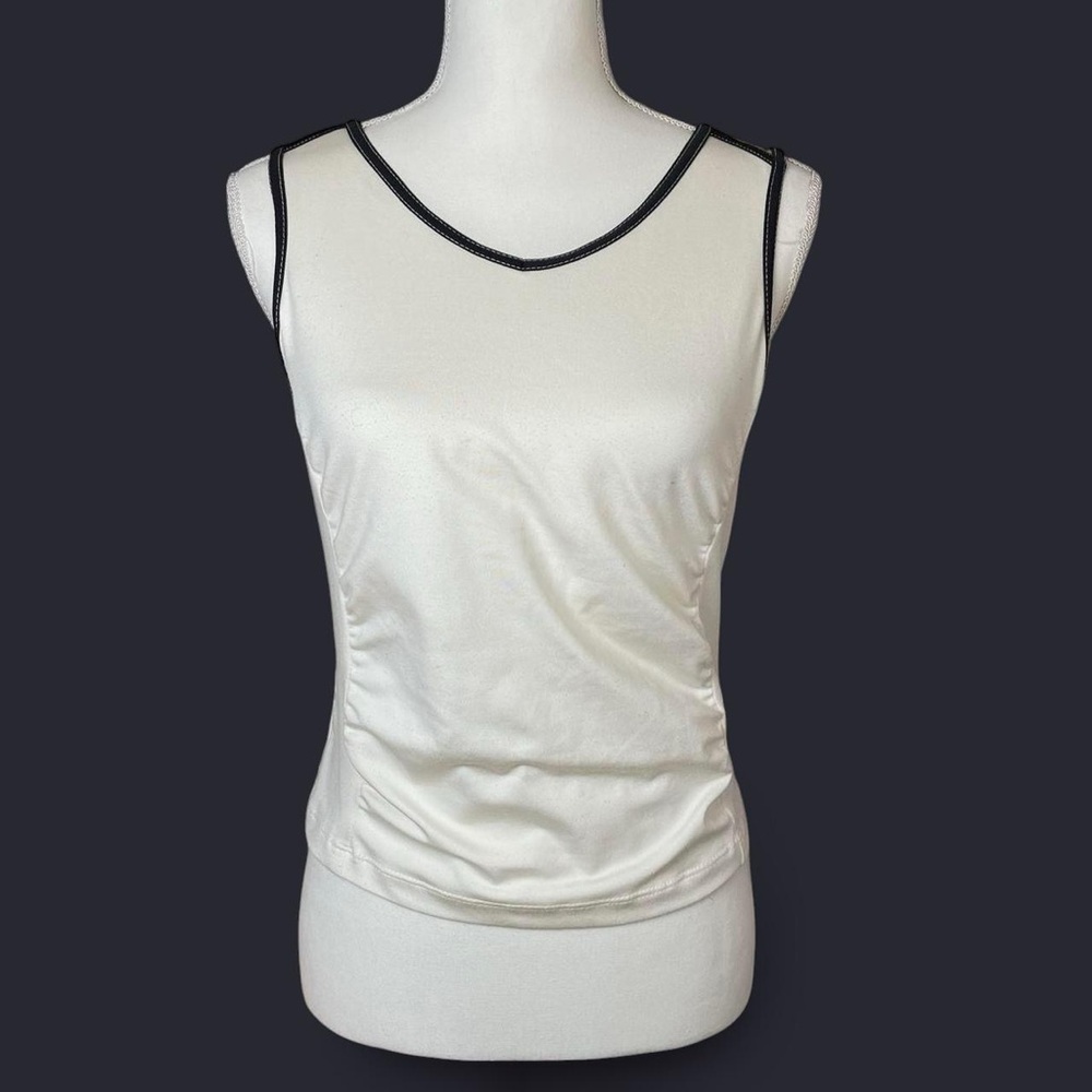 Tank with scrunch details 

Size: S